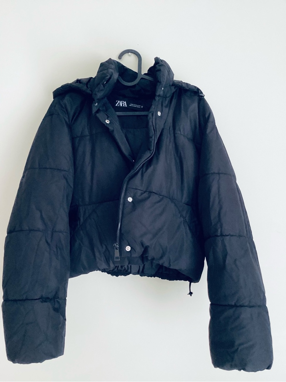 Zara Black Cropped Puffer Jacket with Hood